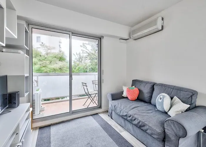 Flat With Balcony 15Min From Promenade Des Anglais