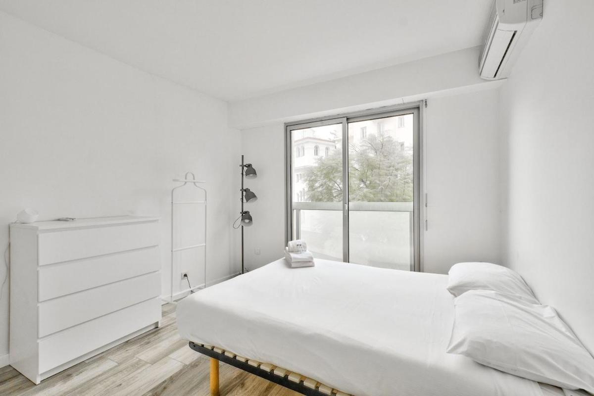 Flat With Balcony 15min From Promenade Des * Nizza